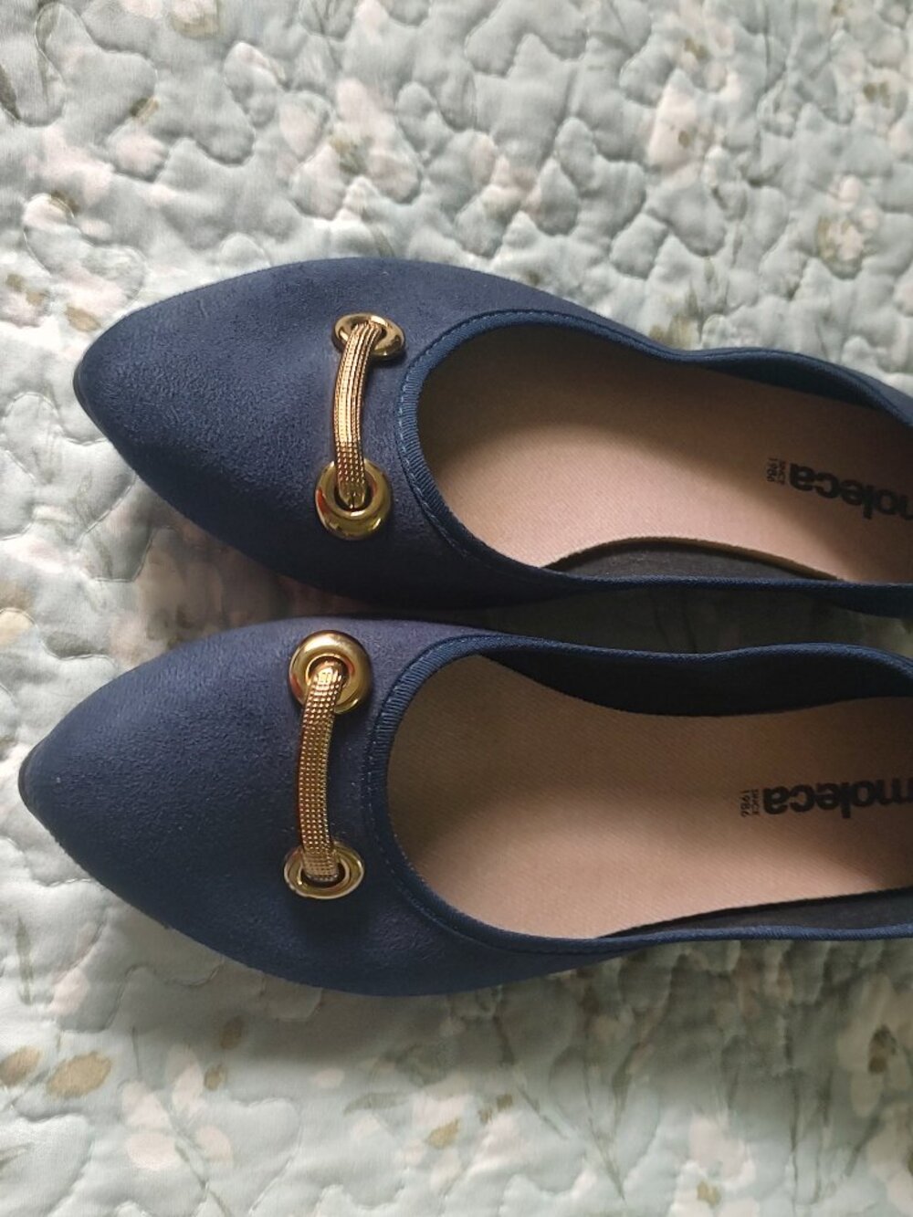 Woman Flats